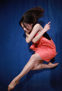 龙一馨（大学生艺术团舞蹈队指导老师）